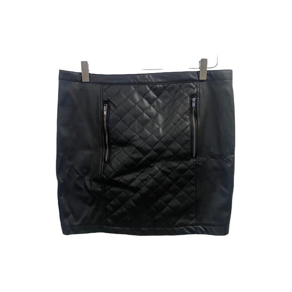 Black Faux Leather Quilted Mini Skirt Grunge Punk Edgy Dark Rugged Moody Large - Picture 1 of 6